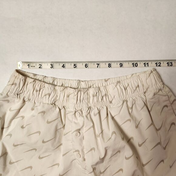 Nike Women's Everyday Modern High-Waisted Woven Shorts Small DV7932-133 - Picture 4 of 9